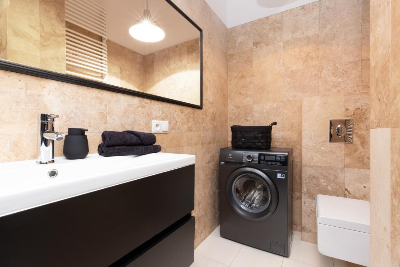 Praga Center Apartments By Noclegi Renters Warszawa Eksteriør billede