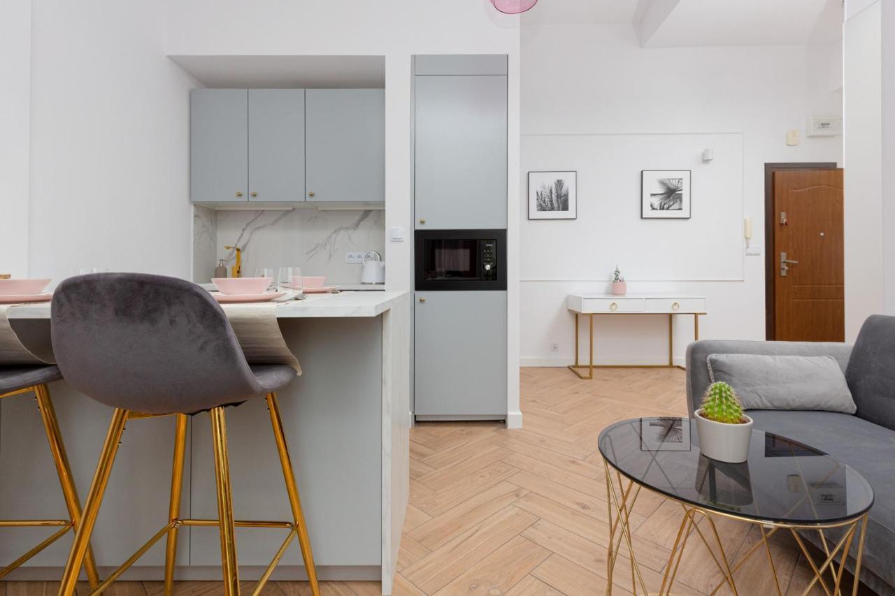 Praga Center Apartments By Noclegi Renters Warszawa Eksteriør billede